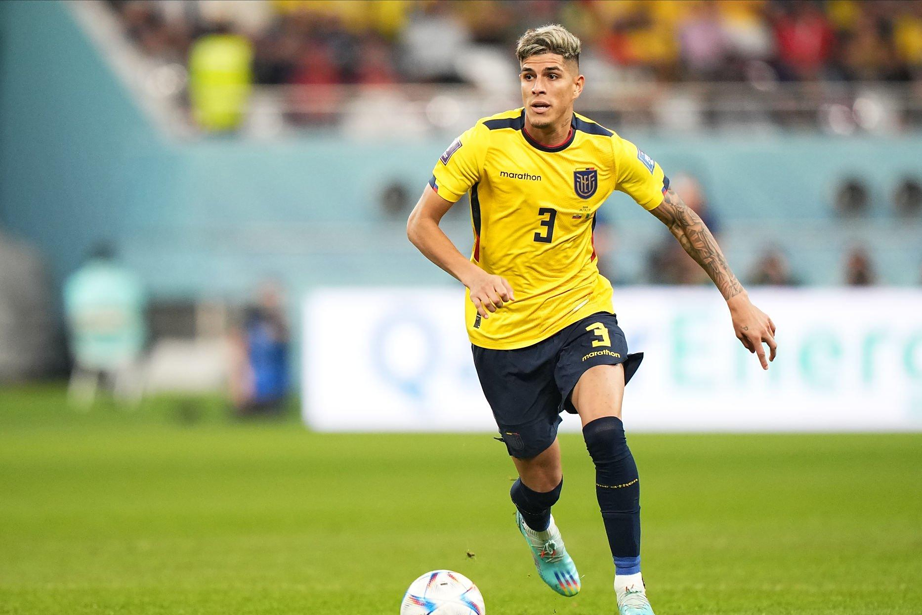 包含厄瓜多尔队成功晋级下一阶段比赛,表现亮眼的词条 包含厄瓜多尔队成功晋级下一阶段比赛,表现亮眼的词条