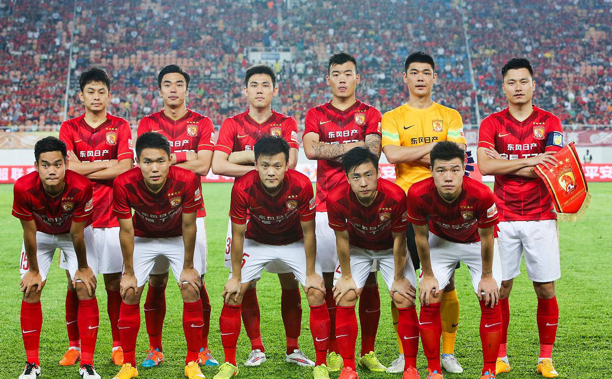 亚洲俱乐部足球盛事掀起热潮,全场震撼 亚洲俱乐部足球盛事掀起热潮,全场震撼