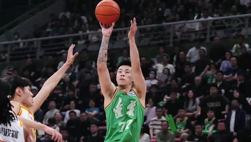 开云体育入口-广州队险胜篮网，张镇麟扛起全队